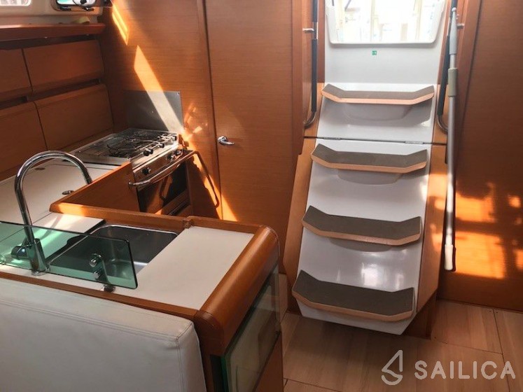 Sun Odyssey 449 - Yacht Charter Sailica
