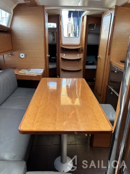Dufour 382 GL - Yacht Charter Sailica