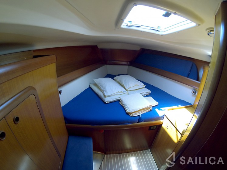 Grand Soleil 46.3 - Yacht Charter Sailica