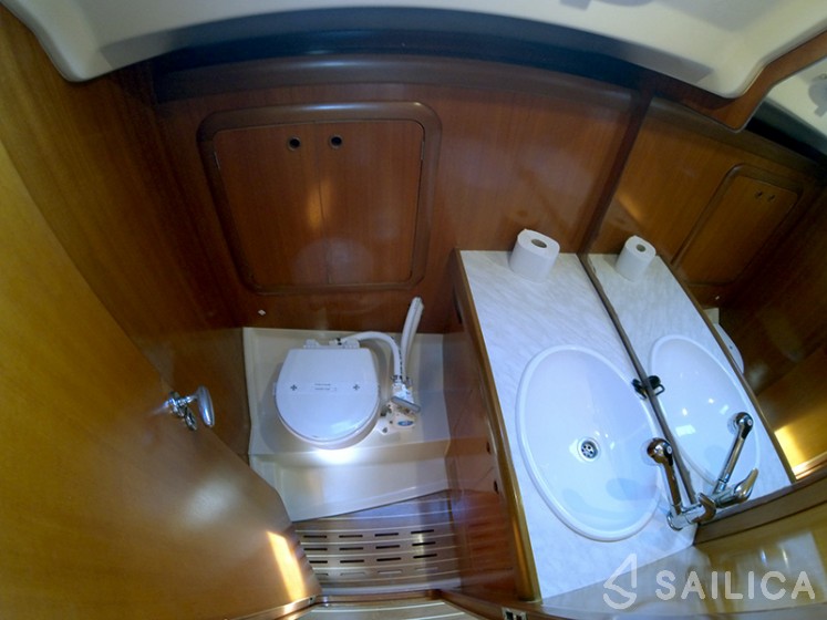 Grand Soleil 46.3 - Yacht Charter Sailica