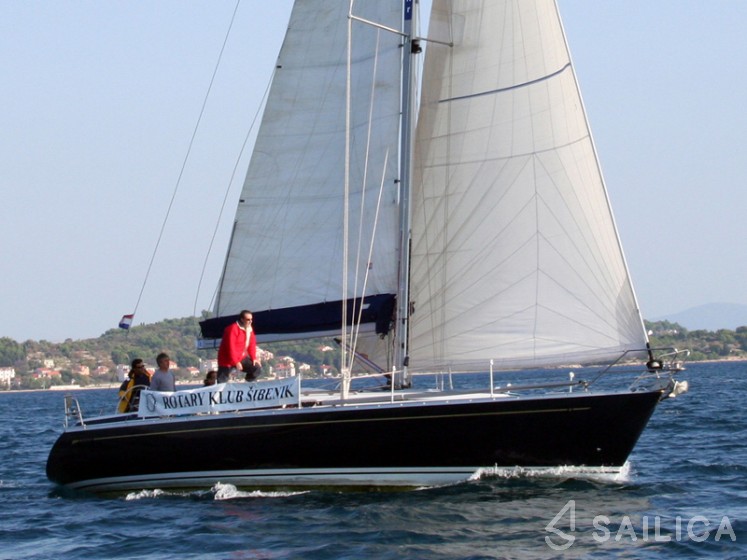 Grand Soleil 46.3 - Yacht Charter Sailica