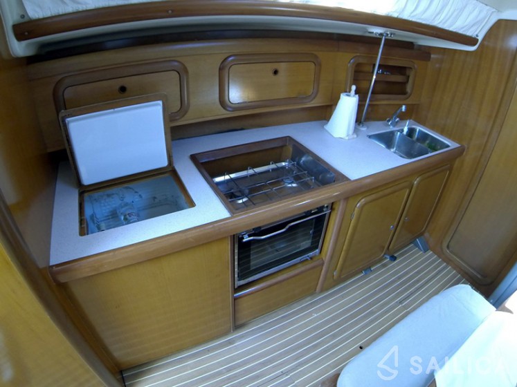 Grand Soleil 40 - Yacht Charter Sailica