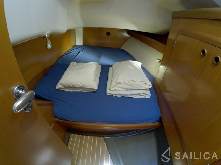 Grand Soleil 40 - Yacht Charter Sailica