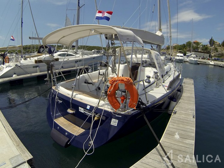 Grand Soleil 40 - Yacht Charter Sailica
