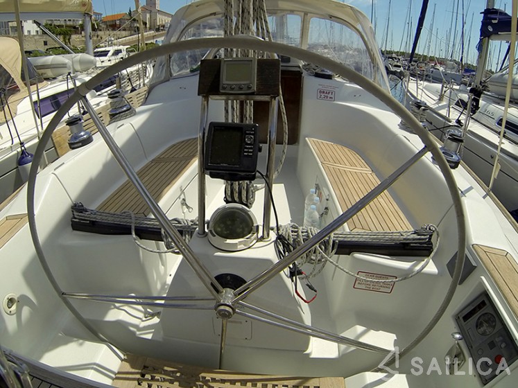 Grand Soleil 40 - Yacht Charter Sailica