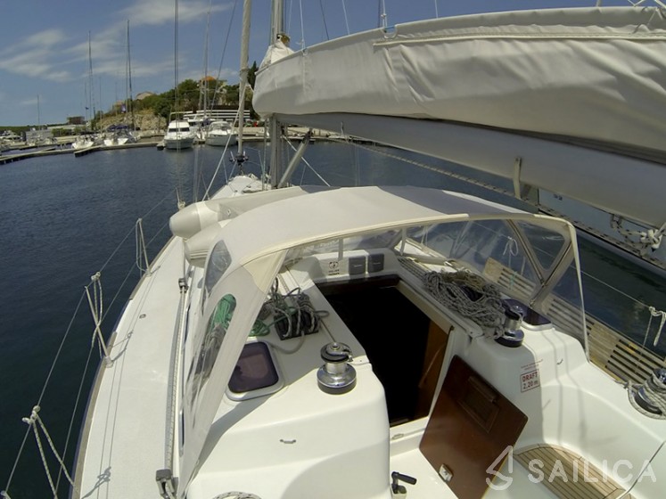 Grand Soleil 40 - Yacht Charter Sailica
