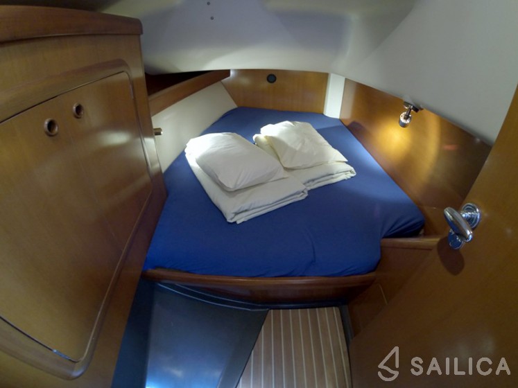 Grand Soleil 40 - Yacht Charter Sailica