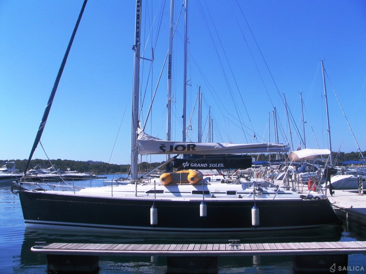 Grand Soleil 40 - Yacht Charter Sailica