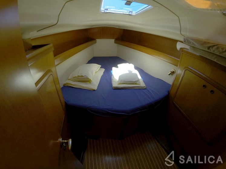 Grand Soleil 40 - Yacht Charter Sailica