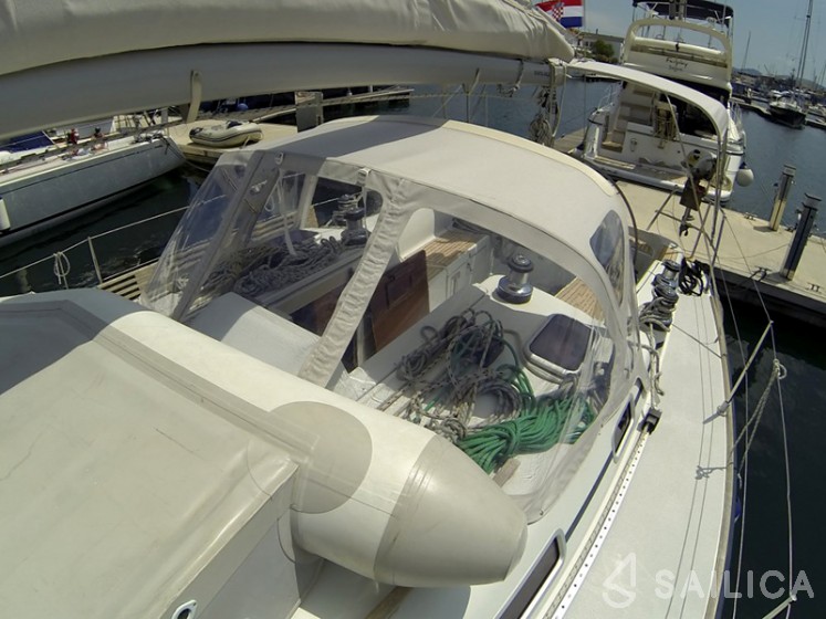 Grand Soleil 40 - Yacht Charter Sailica