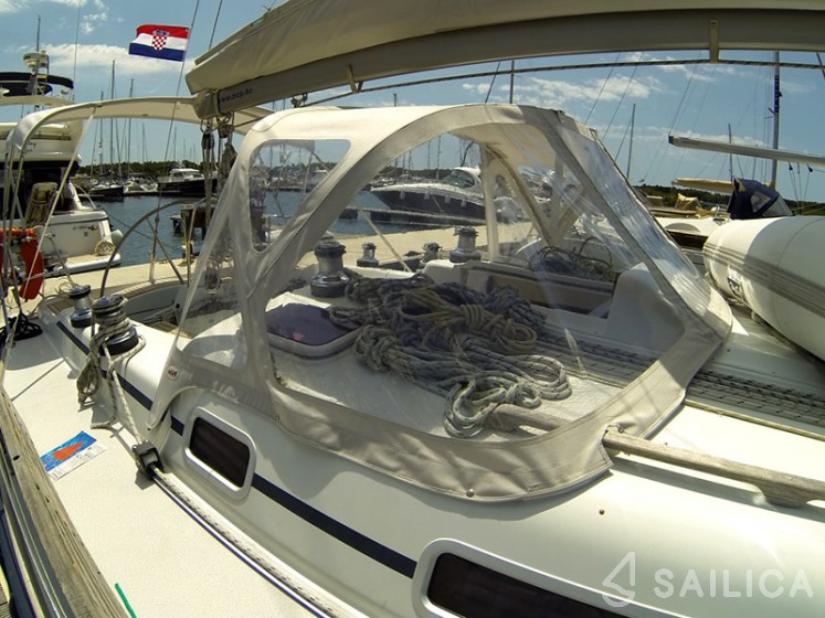 Grand Soleil 40 - Yacht Charter Sailica