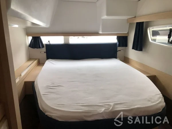 Lucia 40 - Yacht Charter Sailica