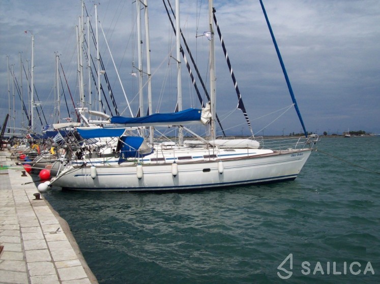 Bavaria 42 - Yacht Charter Sailica