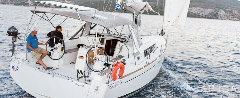 Oceanis 38.1 - Yacht Charter Sailica