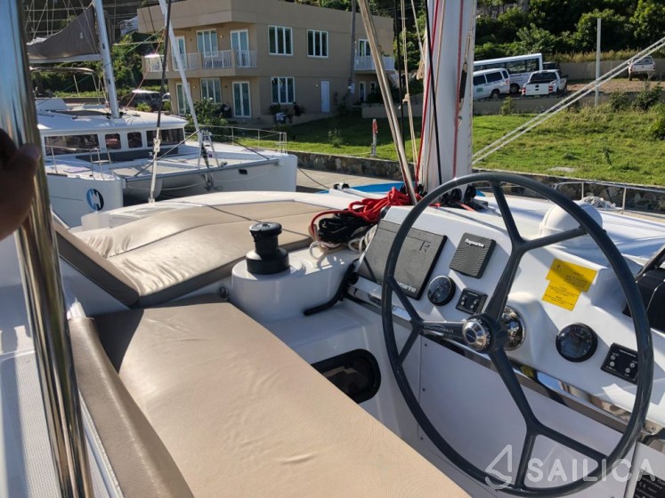 Bali 4.0 - Yacht Charter Sailica