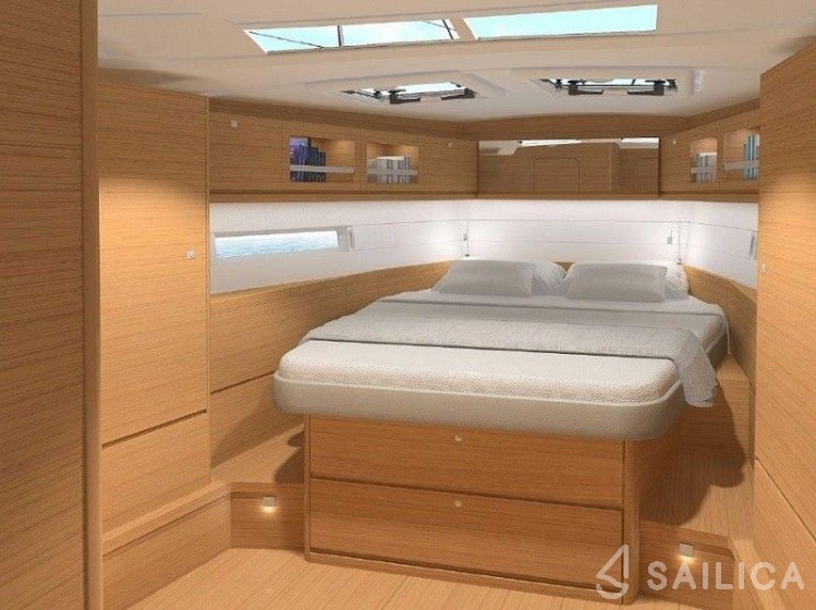 Dufour 520 GL - Yacht Charter Sailica