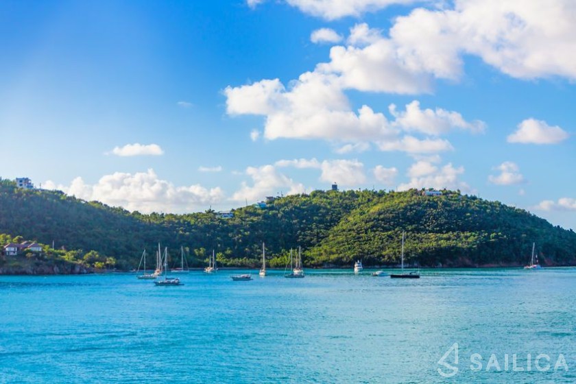 Sun Odyssey 519 - Yacht Charter Sailica
