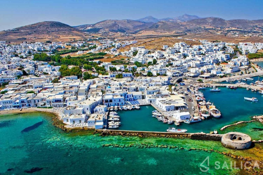 Oceanis 48 - Yacht Charter Sailica