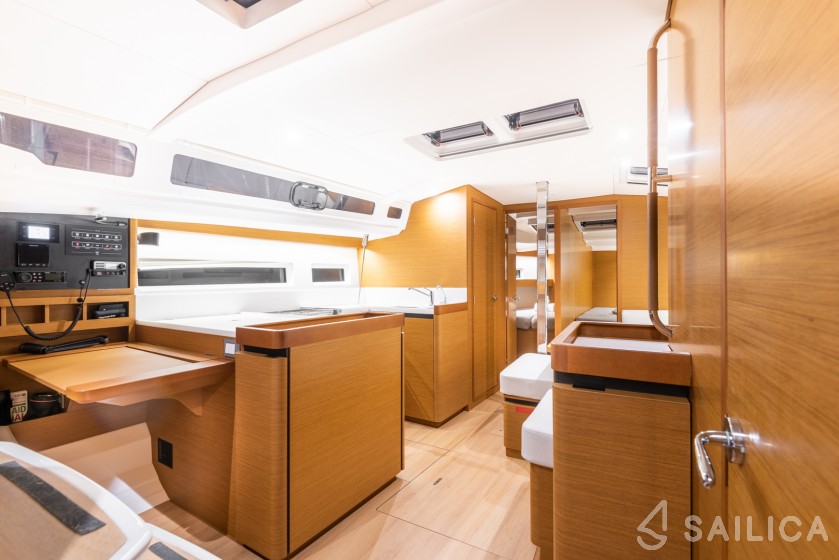 Sun Odyssey 440 - Yacht Charter Sailica