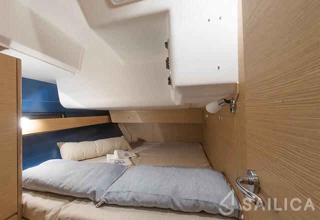 Dufour 460 GL - Yacht Charter Sailica