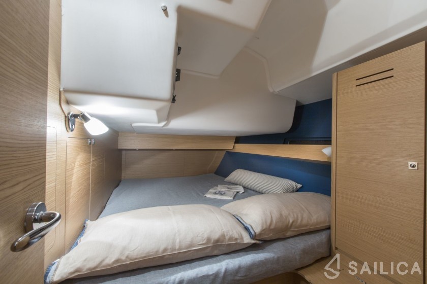 Dufour 460 GL - Yacht Charter Sailica