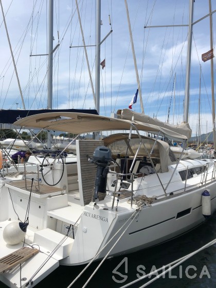 Dufour 460 GL - Yacht Charter Sailica