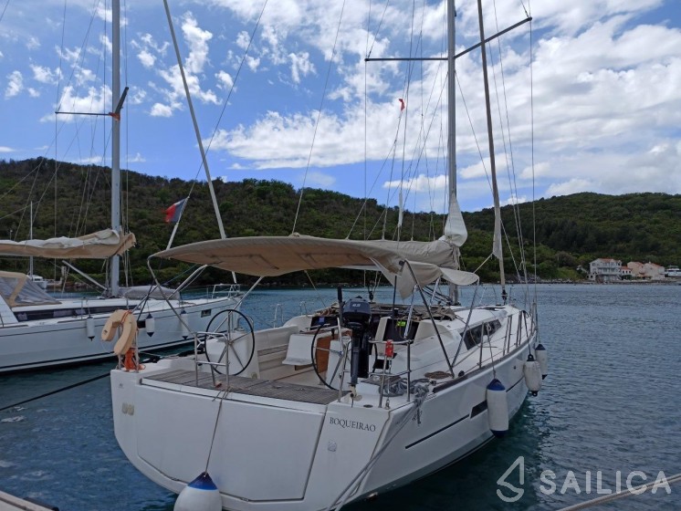 Dufour 460 GL - Yacht Charter Sailica