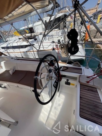 Sun Odyssey 449 - Yacht Charter Sailica