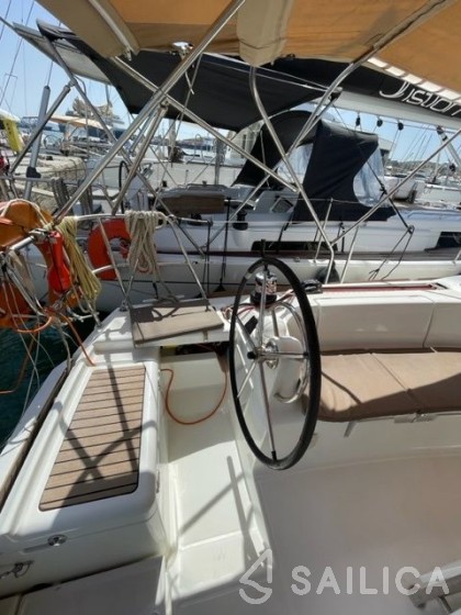 Sun Odyssey 449 - Yacht Charter Sailica