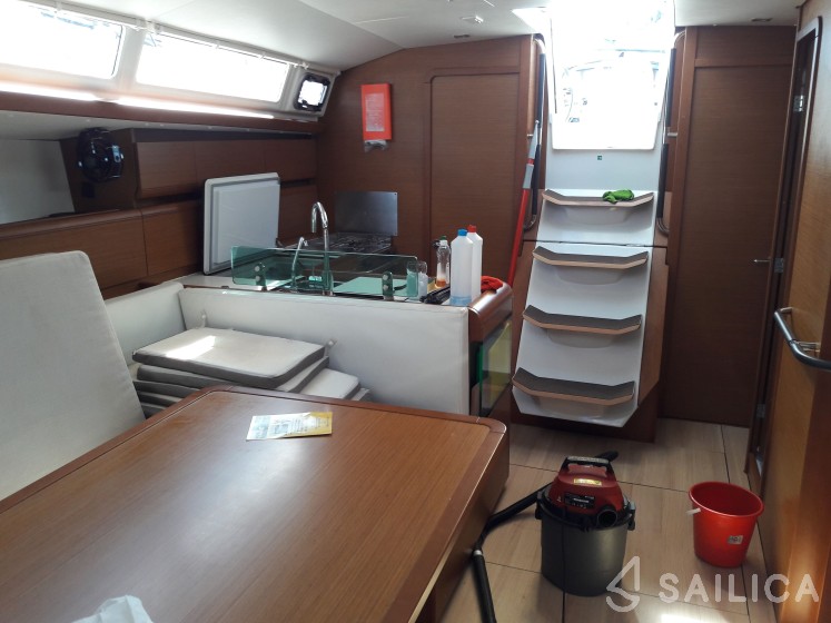 Sun Odyssey 449 - Yacht Charter Sailica