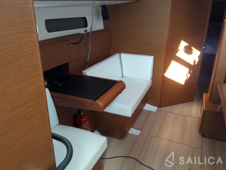 Sun Odyssey 449 - Yacht Charter Sailica