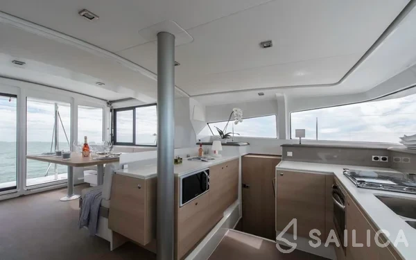 Bali 4.0 - Yacht Charter Sailica