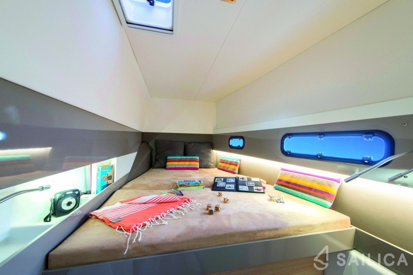 Bali 4.0 - Yacht Charter Sailica
