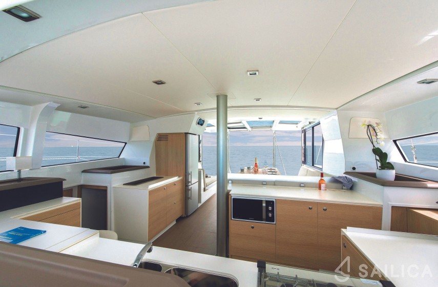 Bali 4.0 - Yacht Charter Sailica
