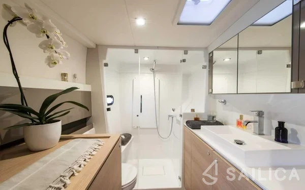 Bali 4.0 - Yacht Charter Sailica