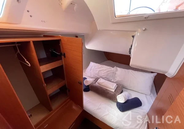Dufour 412 GL - Yacht Charter Sailica