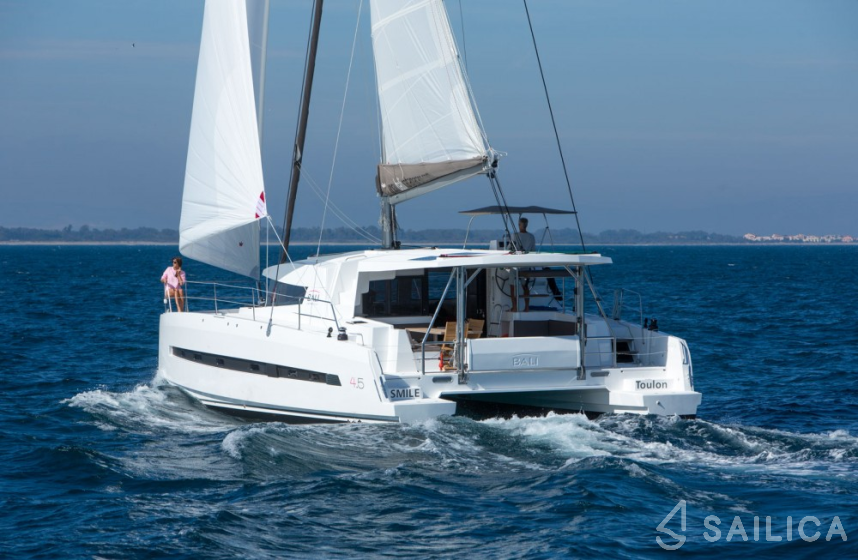 Bali 4.5 - Yacht Charter Sailica