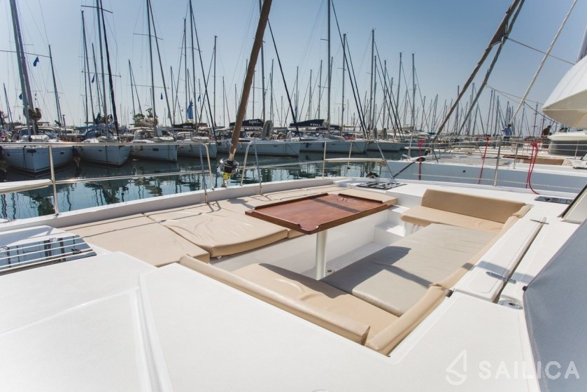 Bali 4.0 - Yacht Charter Sailica