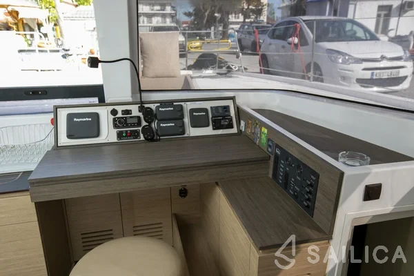 Bali 4.0 - Yacht Charter Sailica