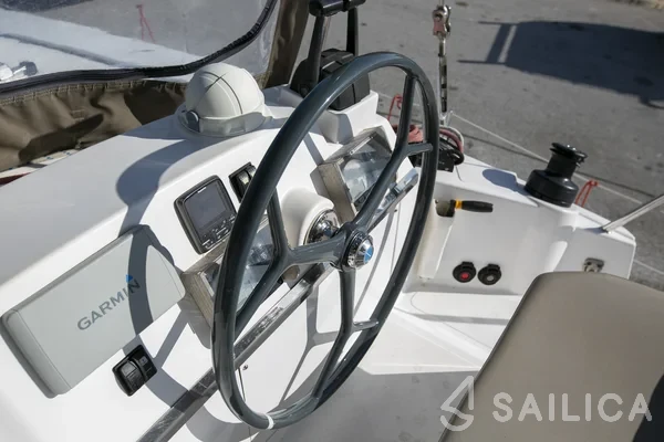 Bali 4.0 - Yacht Charter Sailica