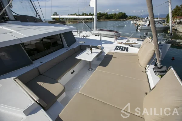 Bali 4.0 - Yacht Charter Sailica