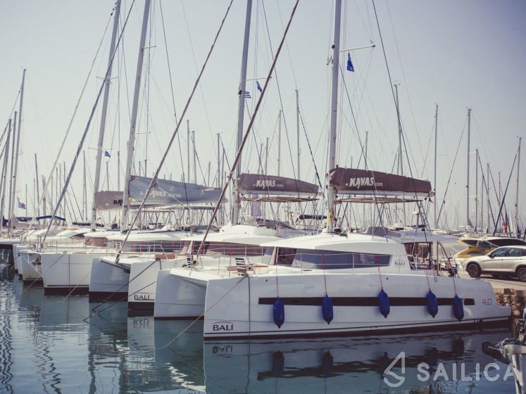 Bali 4.0 - Yacht Charter Sailica