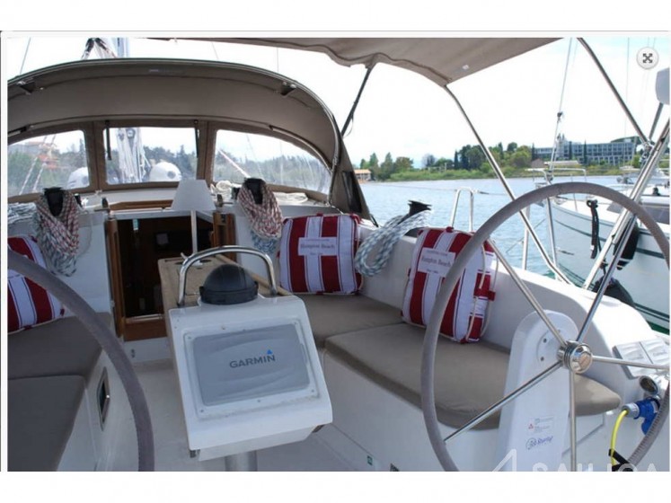 Bavaria 41 Cruiser - Yacht Charter Sailica