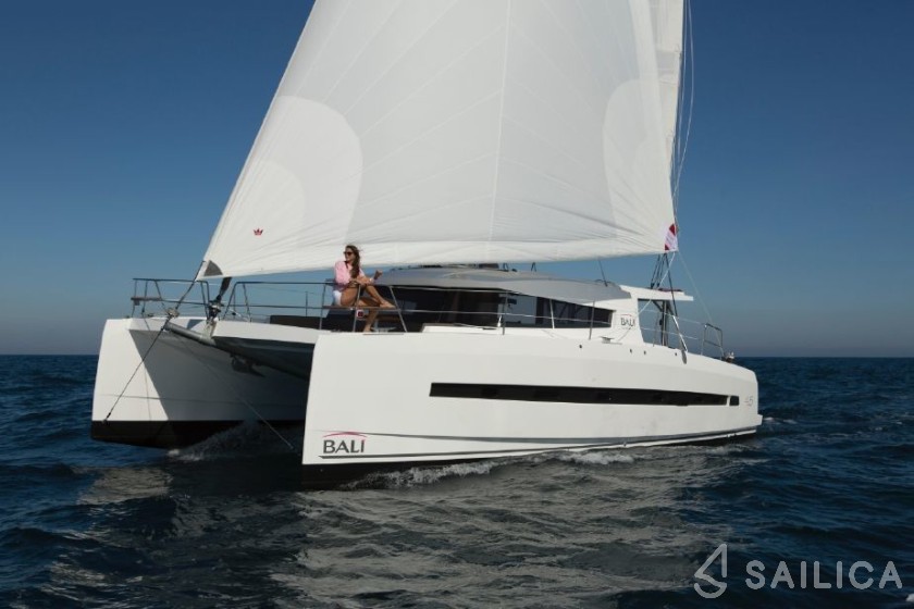 Bali 4.5 - Yacht Charter Sailica