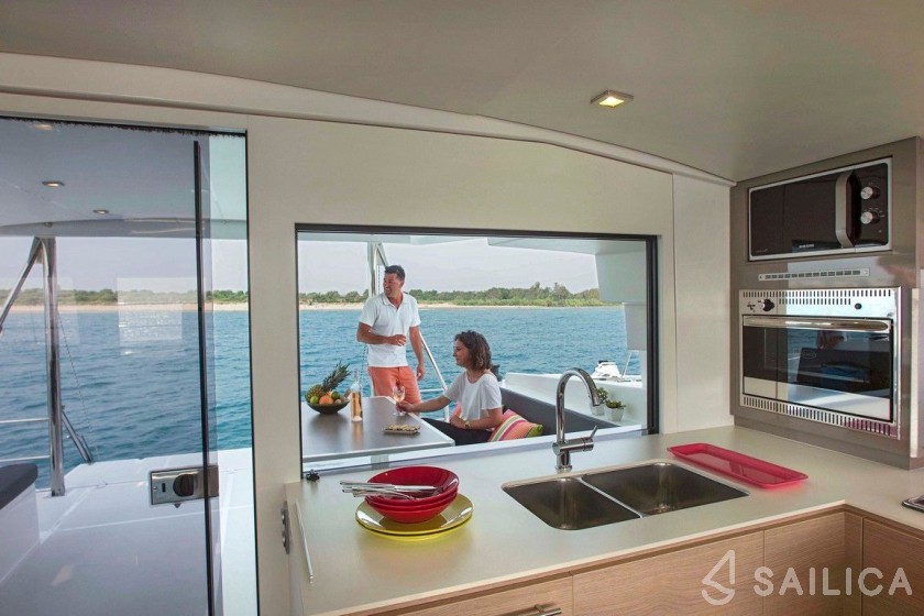 Bali 4.5 - Yacht Charter Sailica