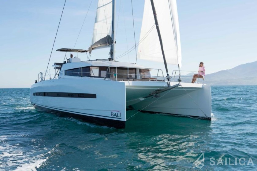 Bali 4.5 - Yacht Charter Sailica
