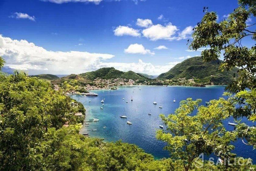 Oceanis 51.1 - Yacht Charter Sailica