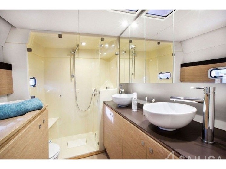 Bali 4.5 - Yacht Charter Sailica