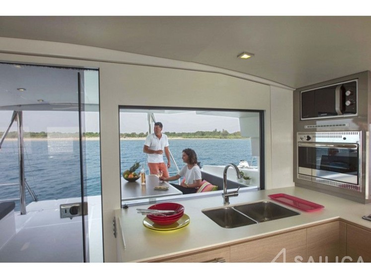 Bali 4.5 - Yacht Charter Sailica