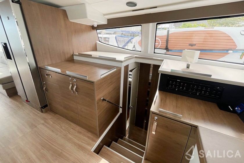 Bali 4.8  - Yacht Charter Sailica